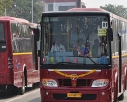 Surat got best city bus services award